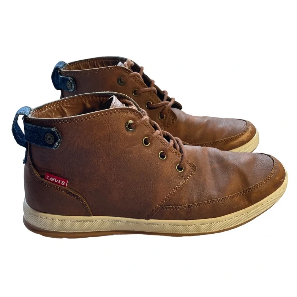 Levi’s Atwater Chukka Boot Sneakers Men’s Size 9.5